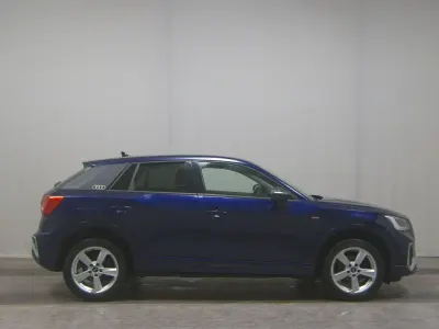 Gebraucht Audi Q2 S-Line 150 PS (110 kW) 2023 Blau SUV
