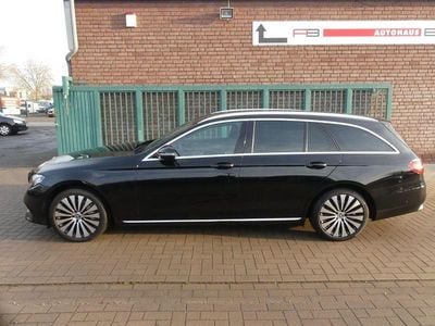Gebraucht Mercedes E350 258 PS (189 kW) 2017 Schwarz  unilack Kombi