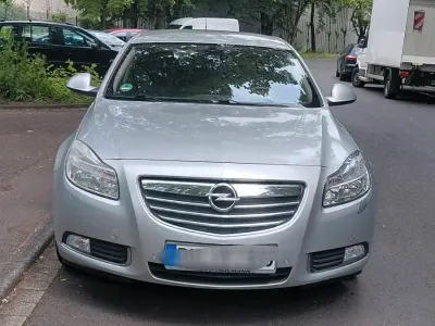 Gebraucht Opel Insignia 140 PS (102 kW) 2009 Grau Limousine
