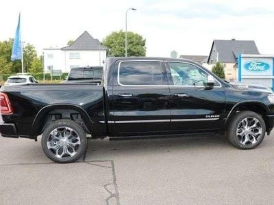 Gebraucht Dodge Ram Limited 401 PS (294 kW) 2024 Schwarz Abholung