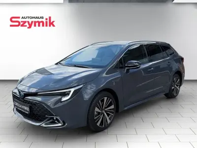 Neu Toyota Corolla 140 PS (102 kW) 2025 Mysticschwarz Kombi