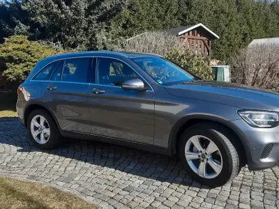 Gebraucht Mercedes GLC300 245 PS (180 kW) 2020 Grau SUV