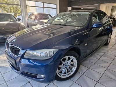 Blau Gebraucht 2011 BMW 320 Comfort Edition Limousine | 4.489 € (Guter Preis)