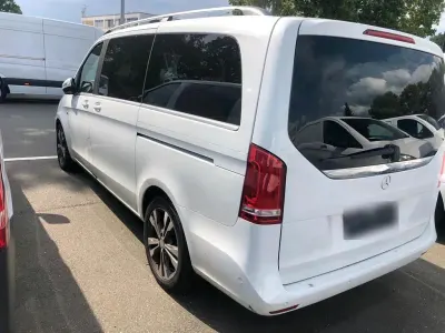 Gebraucht Mercedes V250 Avantgarde 190 PS (139 kW) 2015 Weiß Van / Kleinbus