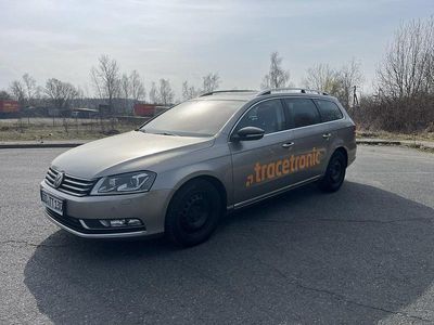 Second-hand VW Passat Edition 177 CP (130 kW) 2014 Auriu Break
