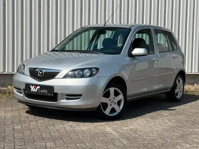 Gebraucht Mazda 2 80 PS (58 kW) 2006 Silber Kleinwagen