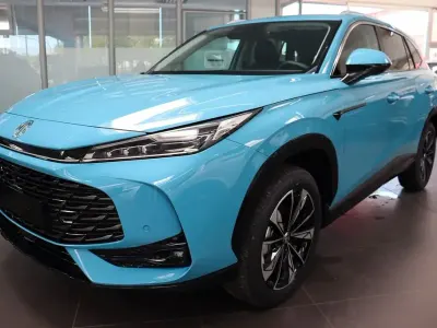 Gebraucht MG HS Luxury 170 PS (125 kW) 2024 Blau SUV