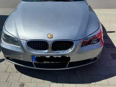 Gebraucht BMW 525 192 PS (141 kW) 2004 Silber Limousine