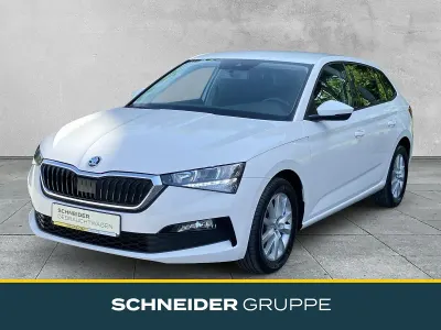 Gebraucht Skoda Scala Ambition 116 PS (85 kW) 2019 Weiß Kleinwagen