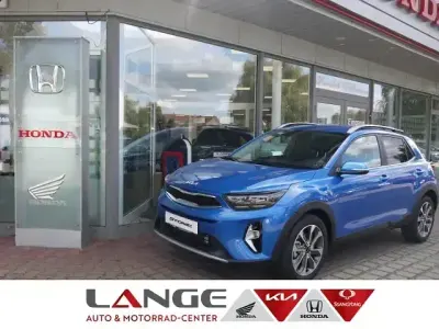Gebraucht Kia Stonic Spirit 120 PS (88 kW) 2023 (spb) bathysblau met. SUV