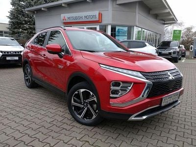 Gebraucht Mitsubishi Eclipse Cross Intro Edition 188 PS (138 kW) 2021 Rot SUV