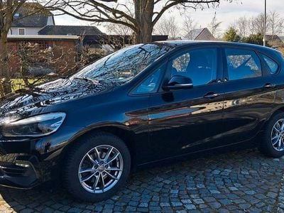 Gebraucht BMW 218 Active Tourer 140 PS (102 kW) 2018 Schwarz Van / Kleinbus