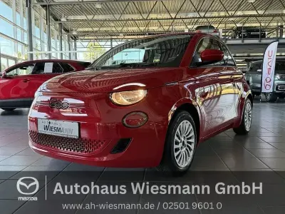 Gebraucht Fiat 500e Red 86 kW (118 PS) 2022 Rot Kleinwagen