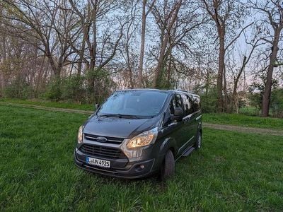 Second-hand Ford Tourneo 131 CP (96 kW) 2017 Gri Monovolum