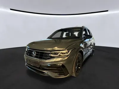 Gebraucht VW Tiguan R-line 150 PS (110 kW) 2023 Grau SUV
