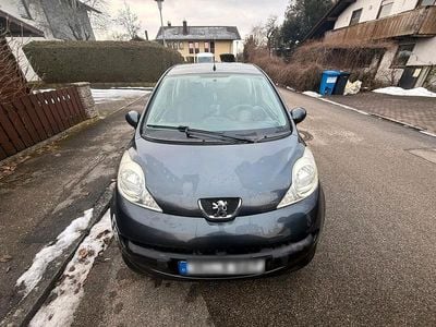 Blau Gebraucht 2006 Peugeot 107 Kleinwagen | 2.700 € (Fairer Preis)