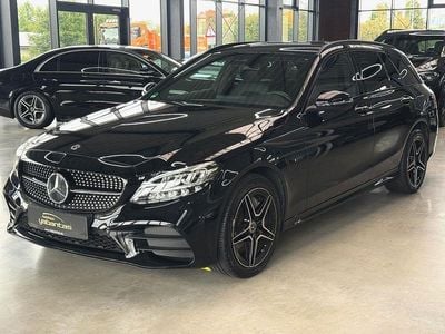 Schwarz Gebraucht 2020 Mercedes C300e AMG Limousine | 25.900 € (Fairer Preis)