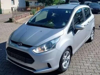 Gebraucht Ford B-MAX Trend 101 PS (74 kW) 2013 Polarsilber metallic Van / Kleinbus