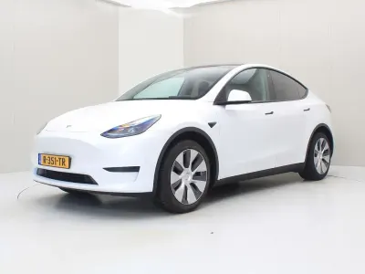 Gebraucht Tesla Model Y Standard Range 225 kW (306 PS) 2022 Weiß SUV