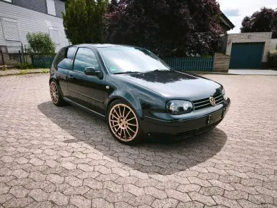 Gebraucht VW Golf IV GTI 150 PS (110 kW) 1998 Schwarz Kleinwagen