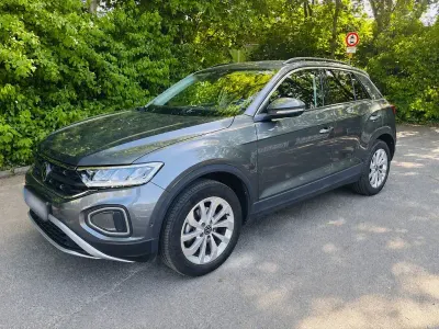 Gebraucht VW T-Roc Life 150 PS (110 kW) 2023 Grau SUV