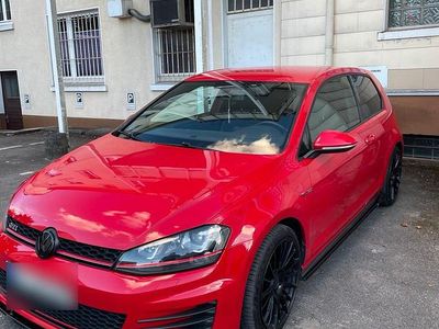 Rot Gebraucht 2015 VW Golf VII GTI Kleinwagen | 12.250 € (Fairer Preis)