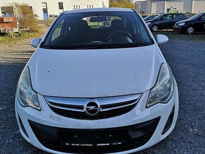 Usata Opel Corsa 70 CV (51 kW) 2012 Bianco Utilitaria