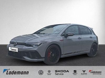 Gebraucht VW Golf VIII GTI Clubsport 300 PS (220 kW) 2025 Mondsteingrau Limousine