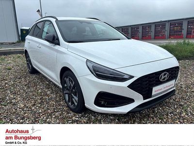 Neu Hyundai i30 Advantage 101 PS (74 kW) 2025 Weiß Limousine