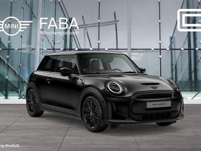 Gebraucht Mini Cooper SE Classic 135 kW (184 PS) 2023 Schwarz Kleinwagen