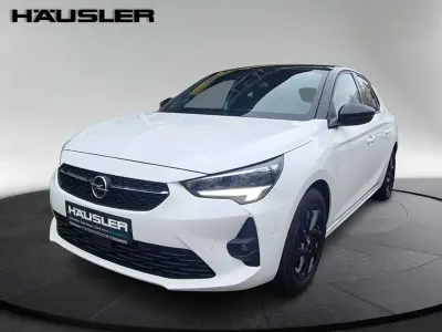 Gebraucht Opel Corsa Ultimate 131 PS (96 kW) 2022 Jade weiss/arktis weiss Kleinwagen