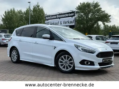 Używany Ford S-MAX Titanium 179 KM (131 kW) 2016 Biały Minivan