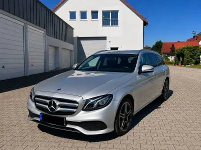 Gebraucht Mercedes E220 Avantgarde 194 PS (142 kW) 2018 Silber Kombi