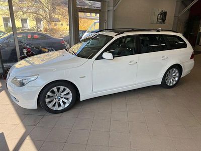 Gebraucht BMW 520 Sport Line 177 PS (130 kW) 2009 Weiß Kombi