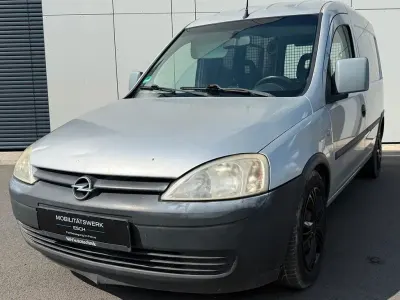 Gebraucht Opel Combo 101 PS (74 kW) 2007 Silber Van / Kleinbus