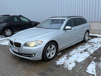 Gebraucht BMW 530 245 PS (180 kW) 2010 Silber Kombi