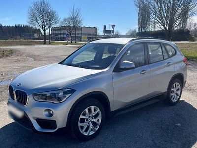 Gebraucht BMW X1 140 PS (102 kW) 2018 Silber SUV