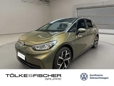Gebraucht VW ID.3 Pro 150 kW (204 PS) 2024 Dark olivine grün (metallic) Kleinwagen