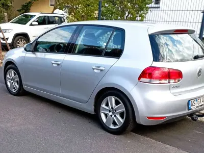 Gebraucht VW Golf VI 69 PS (50 kW) 2009 Silber Kleinwagen