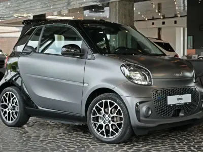 Gebraucht Smart ForTwo Electric Drive Premium 60 kW (82 PS) 2021 Bodypanel titania grey matt Cabrio