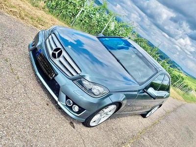 Gebraucht Mercedes C350 AMG 306 PS (225 kW) 2011 Blau Limousine