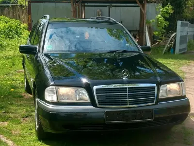 Gebraucht Mercedes C200 Elegance 191 PS (140 kW) 1997 Schwarz Kombi