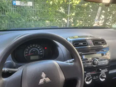 Gebraucht Mitsubishi Space Star Top 71 PS (52 kW) 2014 Schwarz Van / Kleinbus