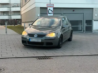 Używany VW Golf V 2003 Hatchback
