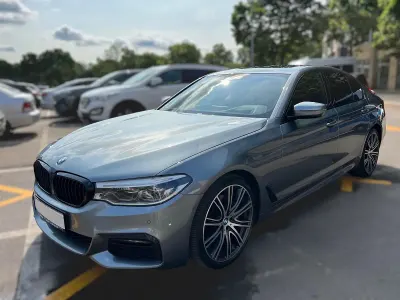 Gebraucht BMW 530 252 PS (185 kW) 2019 Andere farben Limousine