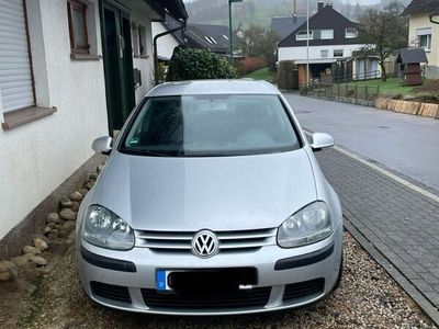 gebraucht VW Golf V 1.6 FSI Comfortline