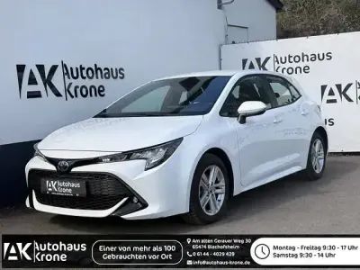 Gebraucht Toyota Corolla Business Edition 122 PS (89 kW) 2023 Weiß Limousine