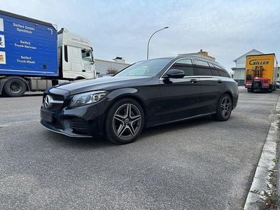 Usata Mercedes C300 245 CV (180 kW) 2019 Nero Station wagon
