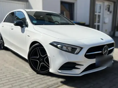 Używany Mercedes A180 AMG Edition 1 136 KM (100 kW) 2022 Biały Sedan/Limuzyna