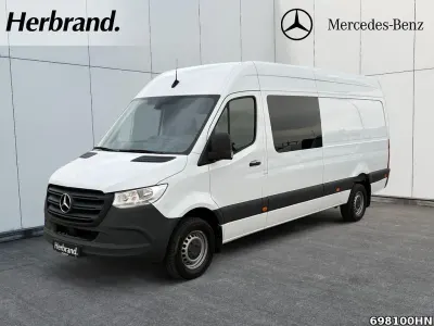 Używany Mercedes Sprinter 143 KM (105 kW) 2021 Biały Van